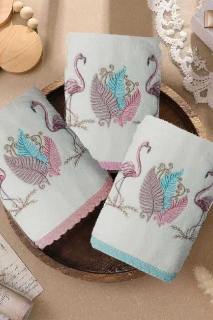 3 Lü Renkli Kuğu Nakışlı Su Taşı Kenar İşlemeli Havlu Seti 50X90 Cm